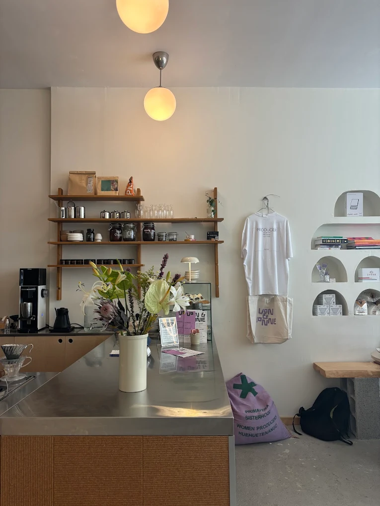 Coffee shop von&vonnie